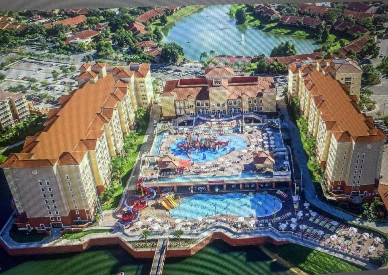 Westgate Town Center Resort Four Corners Exterior photo